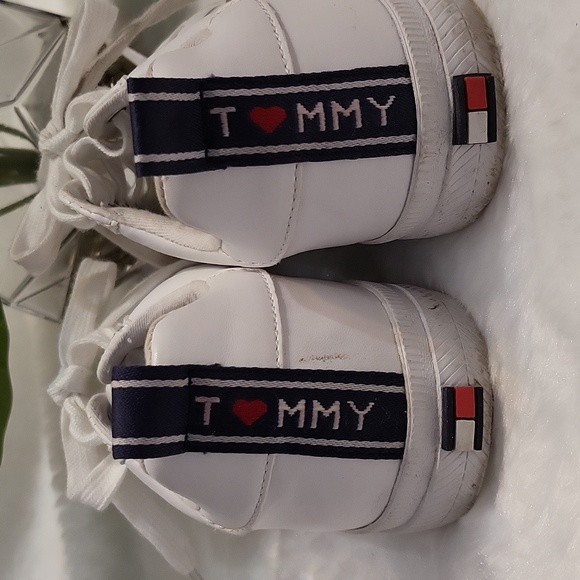 Tommy Hilfiger Sneakers - Picture 2 of 7